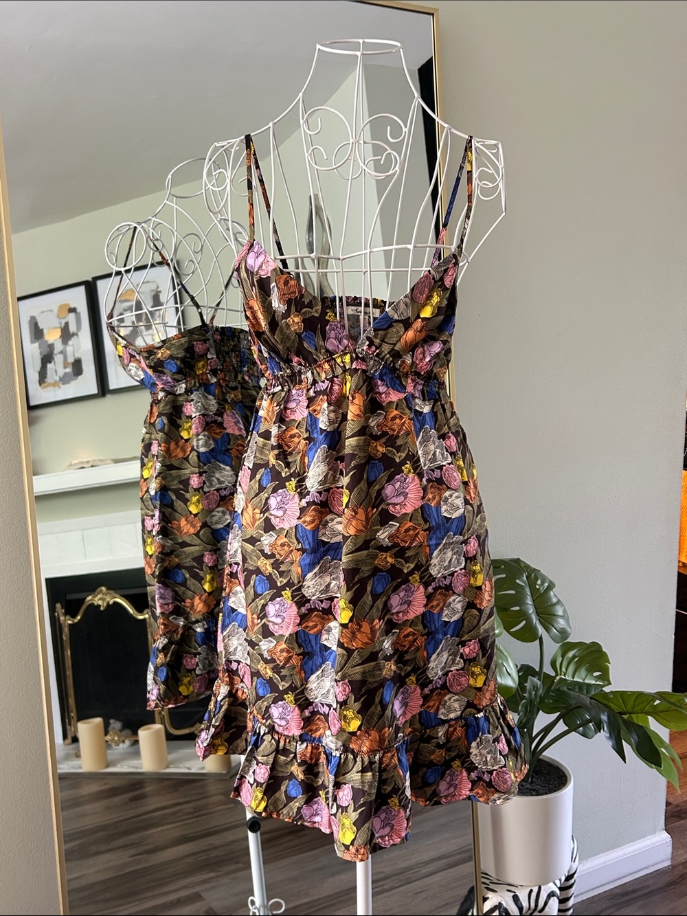 Heritage 1981 100% silk  Brown  Floral Dress